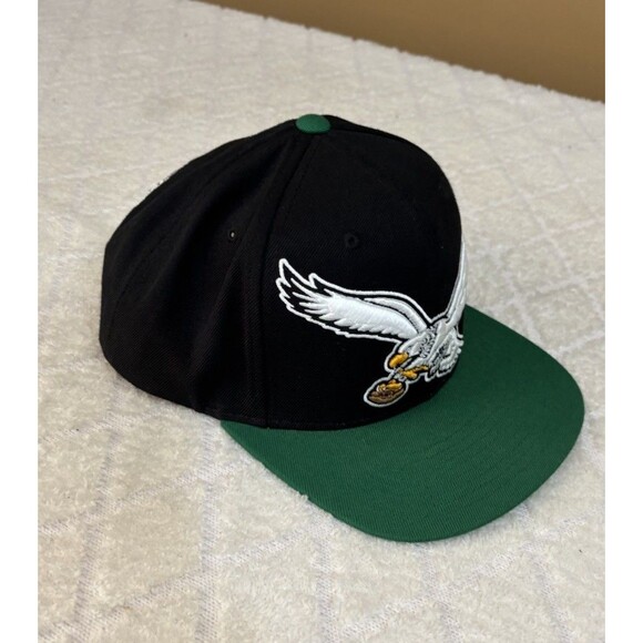 Mitchell & Ness Vintage Philadelphia Eagles Logo Embroidered SnapBack Hat - Picture 9 of 14